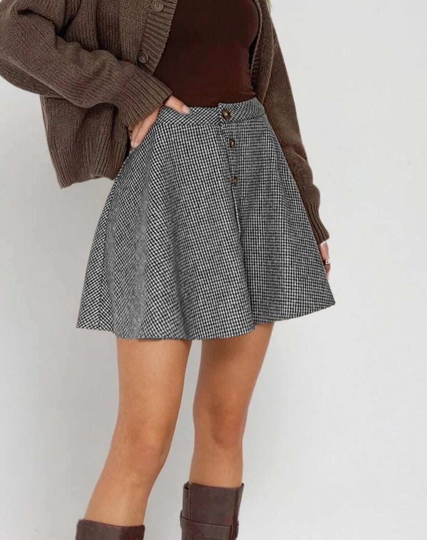 Button Skirt Pattern, Sewing Patterns, Women Pattern, Skirt Patterns Women, Mini Skirt, Womens Skirt Pattern, Midi Skirt
