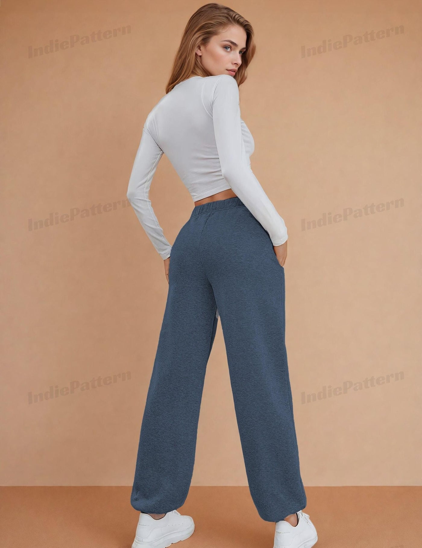 Easy Joggers Pattern, Jogger Sewing Patterns, Sewing Pattern Pants Women, Easy Joggers, Gym Pants, Sweatpants, Jogger Trouser