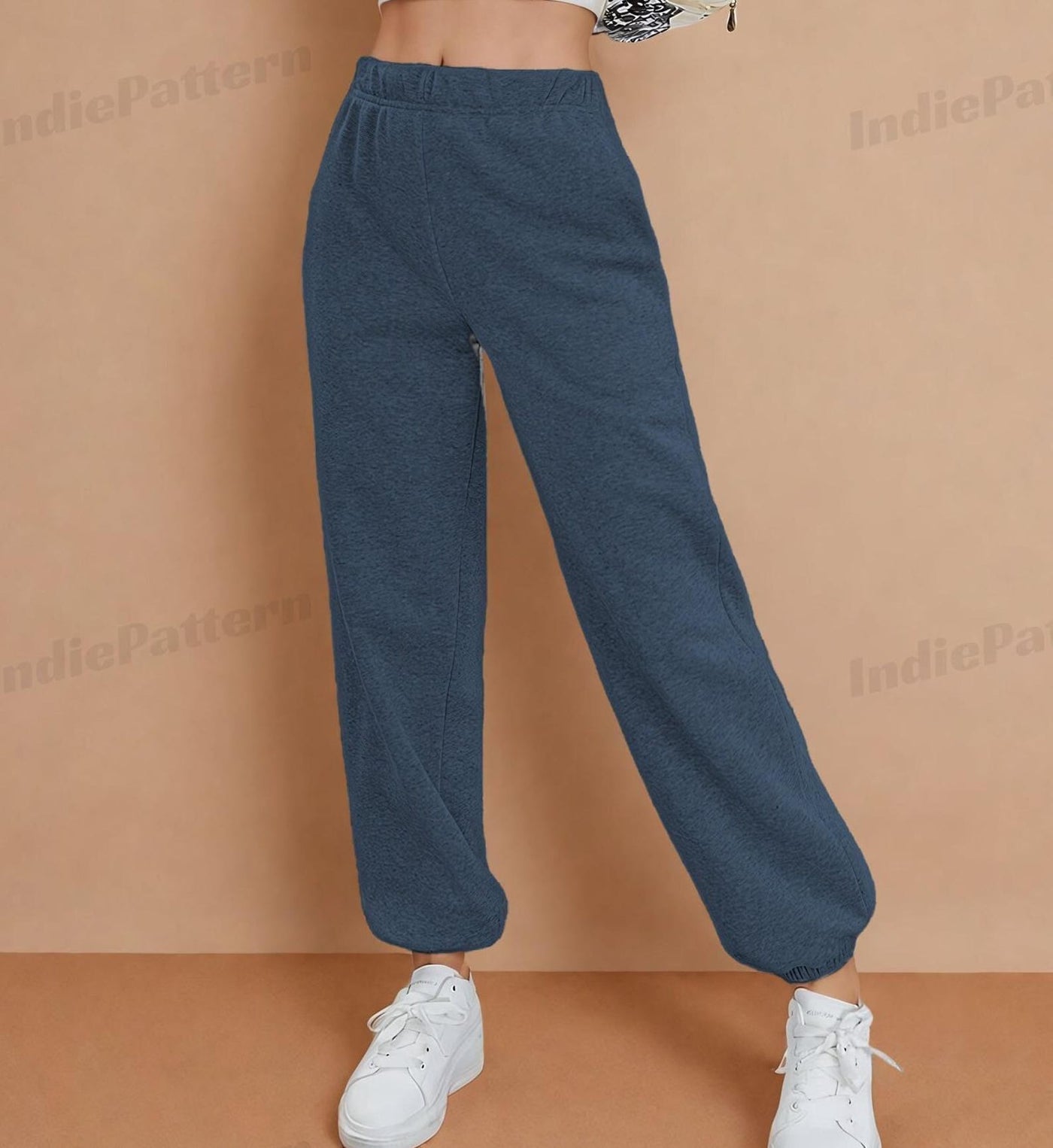 Easy Joggers Pattern, Jogger Sewing Patterns, Sewing Pattern Pants Women, Easy Joggers, Gym Pants, Sweatpants, Jogger Trouser