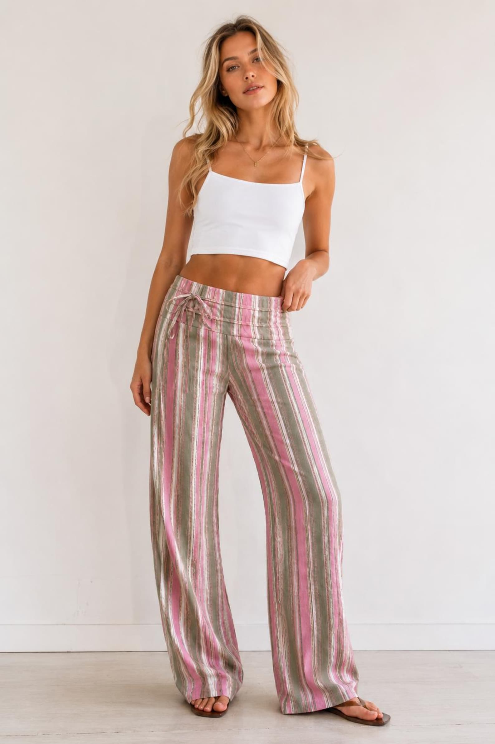 Mila Pants Sewing Pattern | XS-XXXL | Flare Pants | Pants Sewing Pattern | Wide Leg Pants | Low Waist Pants Women Sewing